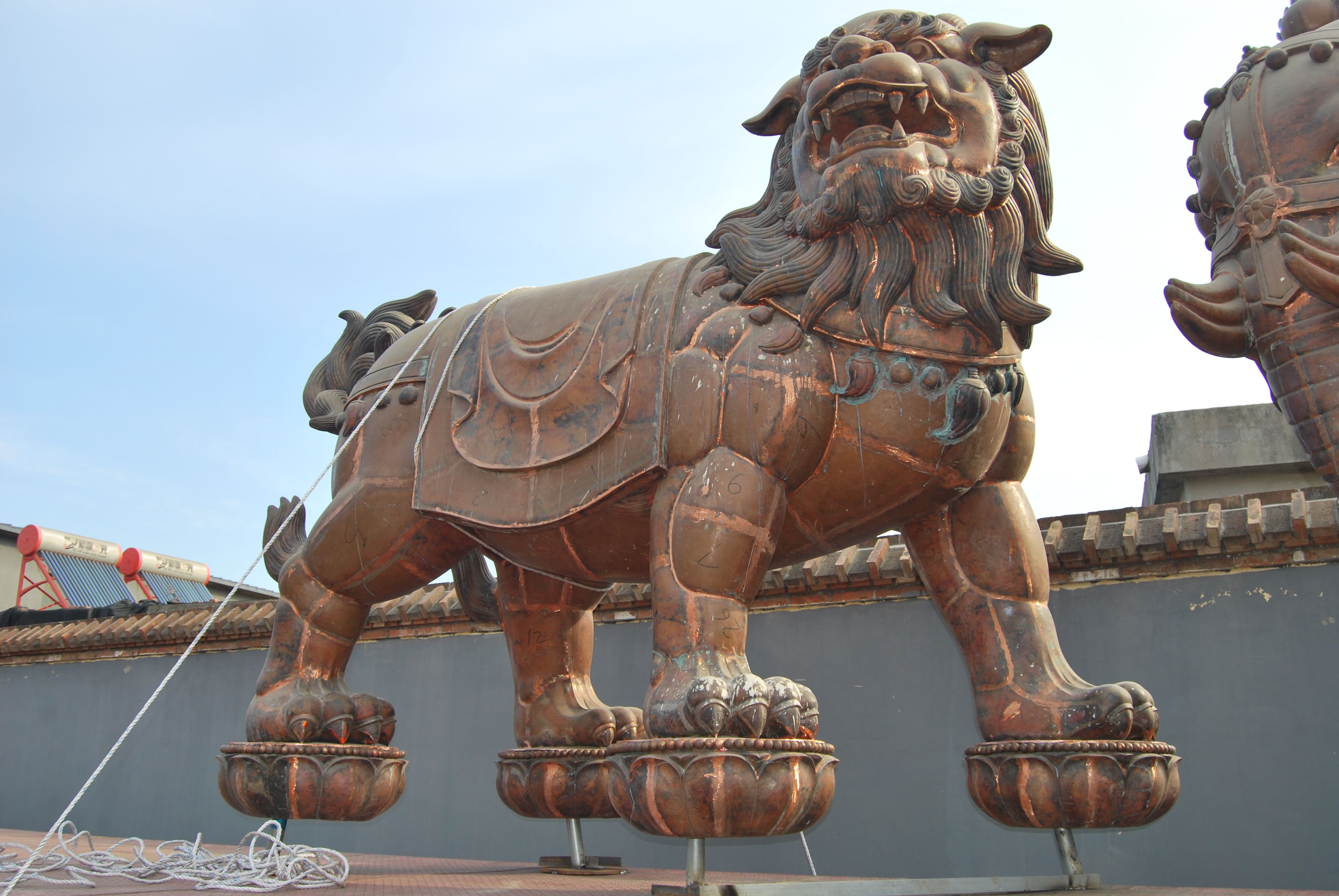 Production of Manjushri Statue Mounted Lion Sino Sculpture�s Foundry