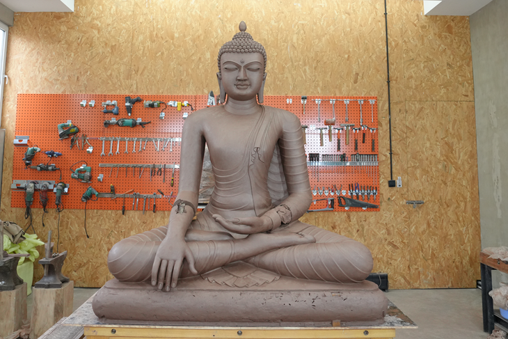 Clay model of the Tibetan Buddhist Shakyamuni Statue