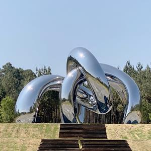 13.8m High Mirror Polished Steel Crab Sculpture-2024